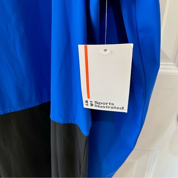 NWT Blue and Black Light Weight Hoodie - Picture 3 of 3